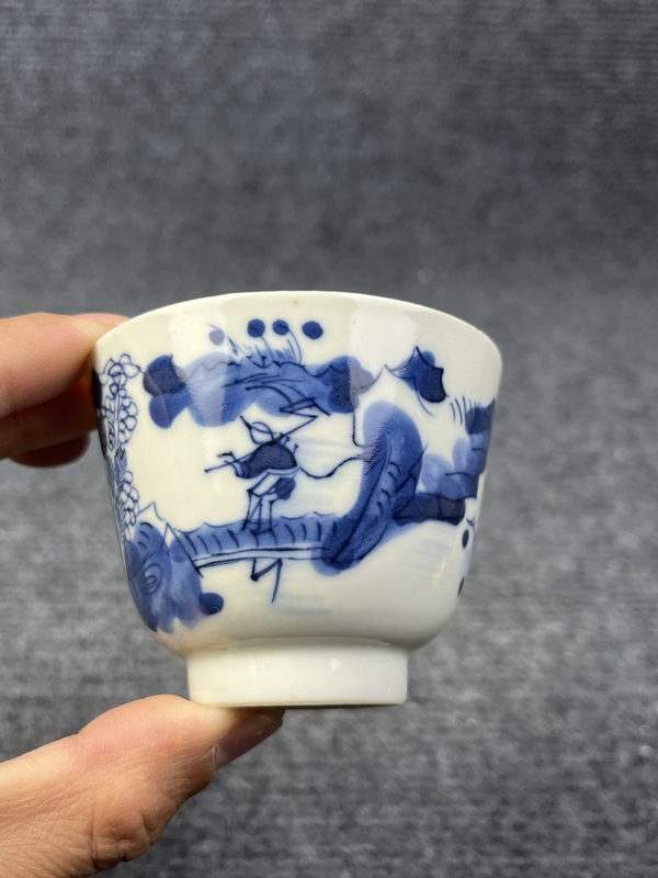古玩轉(zhuǎn)賣青花漁樵耕讀仰鐘杯拍賣，當(dāng)前價格789元