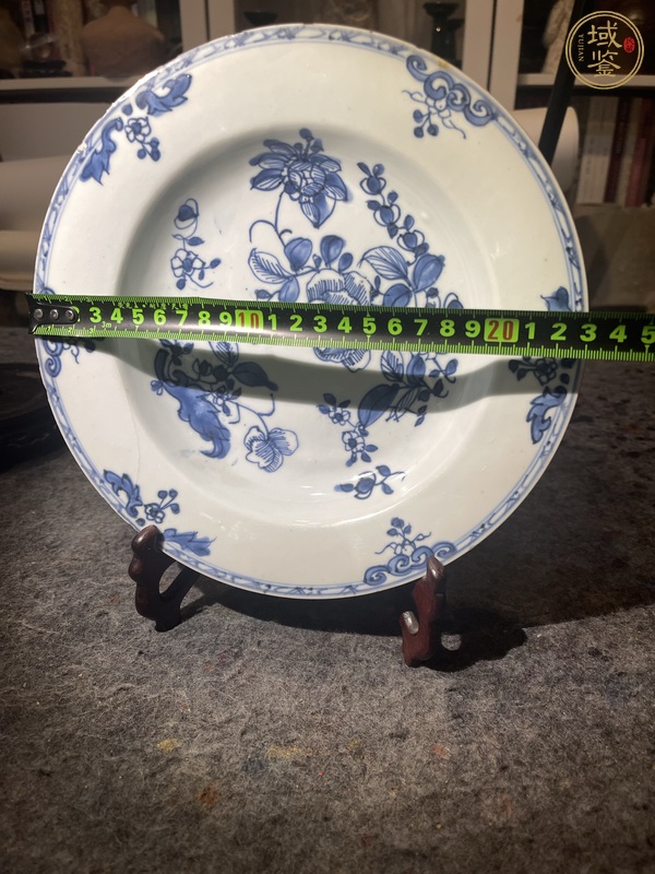 古玩陶瓷青花折枝花卉紋盤真品鑒賞圖