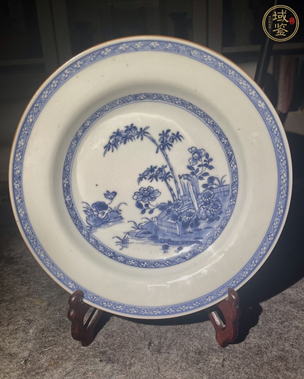 古玩乾隆青花花卉紋折腰盤(pán)真品鑒賞圖