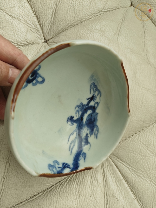 古玩陶瓷龍紋青花碗真品鑒賞圖