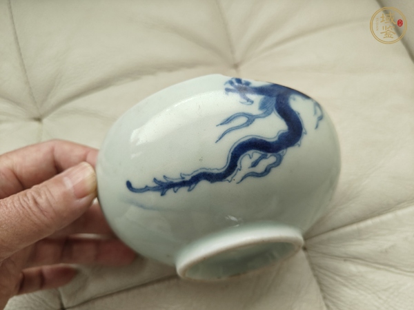 古玩陶瓷龍紋青花碗真品鑒賞圖