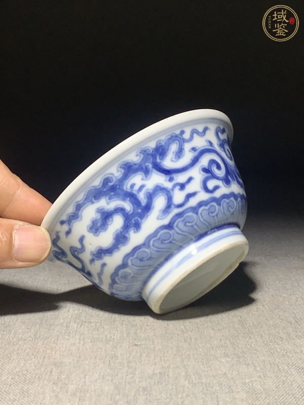 古玩龍紋青花杯真品鑒賞圖