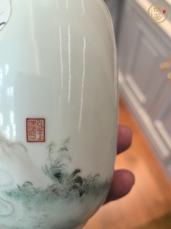 古玩陶瓷民國(guó) 張玉藩繪粉彩人物紋燈籠尊真品鑒賞圖