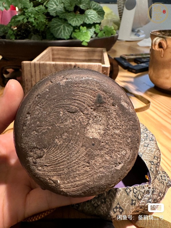 古玩陶瓷褐釉雙系茶入真品鑒賞圖