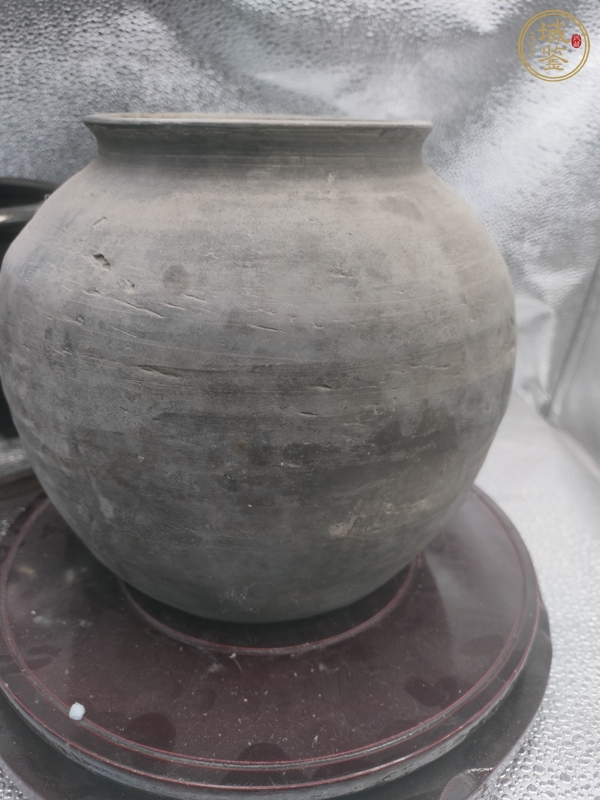 古玩陶瓷漢代灰陶罐真品鑒賞圖