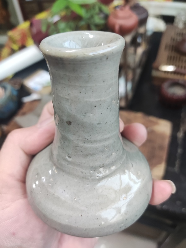 古玩陶瓷元代龍泉青瓷長頸瓶拍賣，當前價格1288元