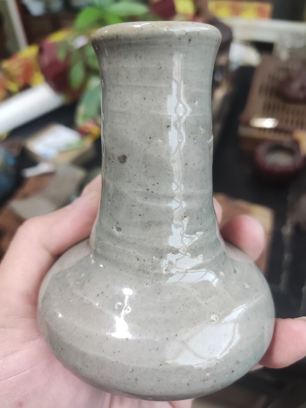 古玩陶瓷元代龍泉青瓷長頸瓶拍賣，當前價格1288元