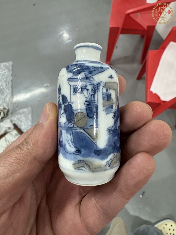 古玩青花釉里紅鼻煙壺真品鑒賞圖