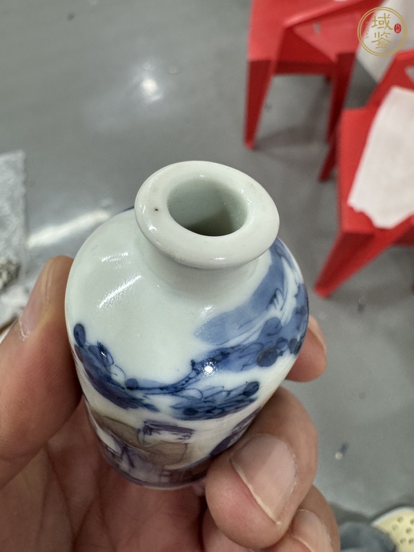 古玩陶瓷青花釉里紅鼻煙壺真品鑒賞圖