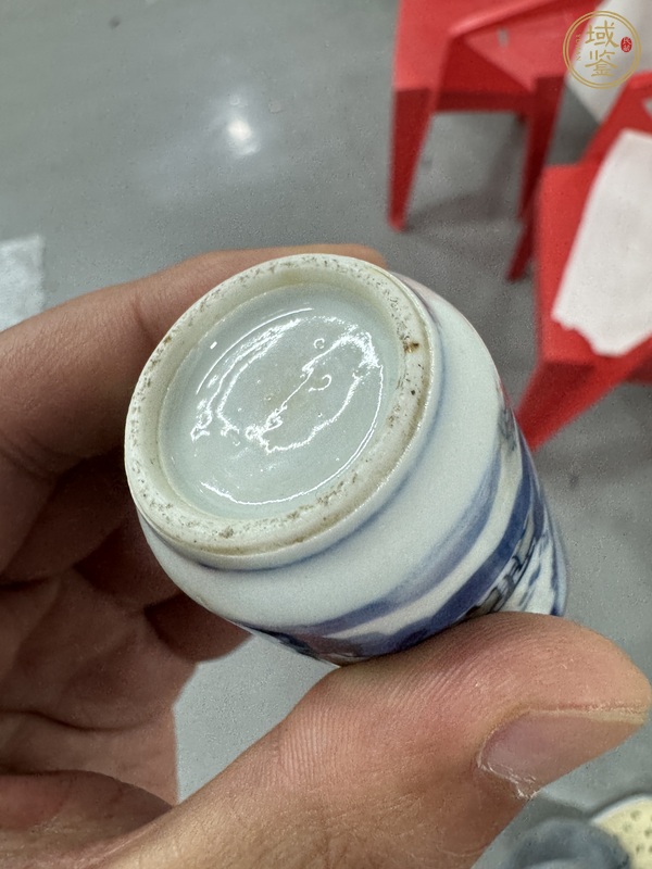 古玩陶瓷青花釉里紅鼻煙壺真品鑒賞圖