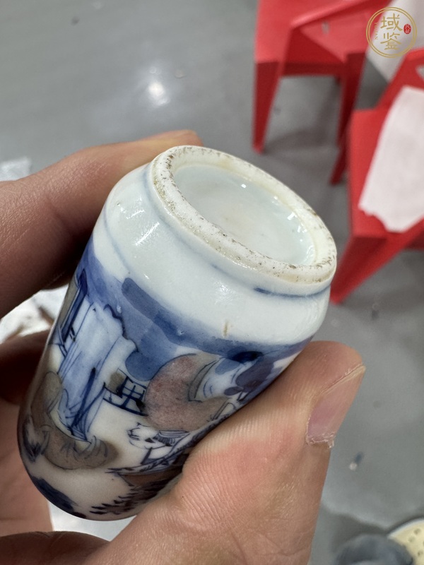 古玩陶瓷青花釉里紅鼻煙壺真品鑒賞圖