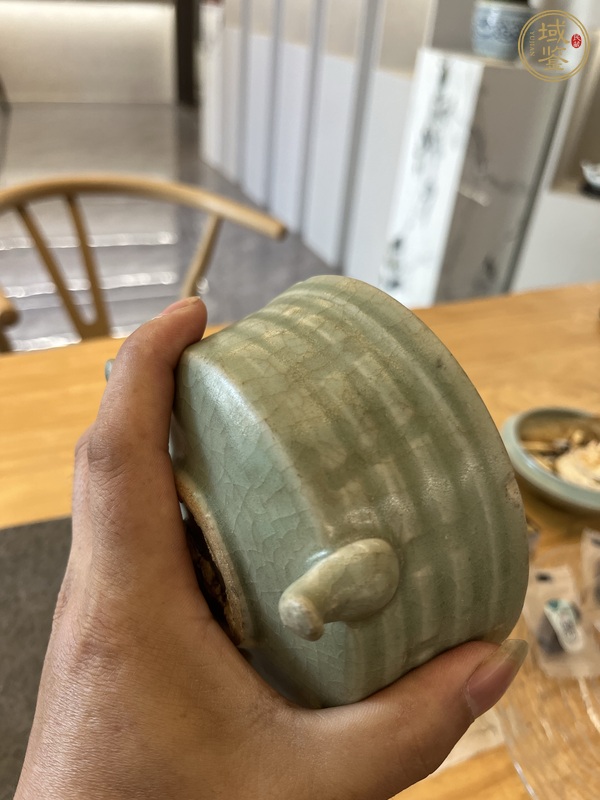 古玩陶瓷龍泉青瓷八卦爐真品鑒賞圖