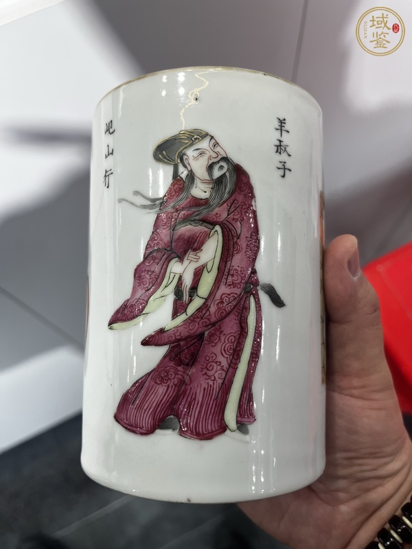 古玩陶瓷無(wú)雙譜粉彩筆筒真品鑒賞圖