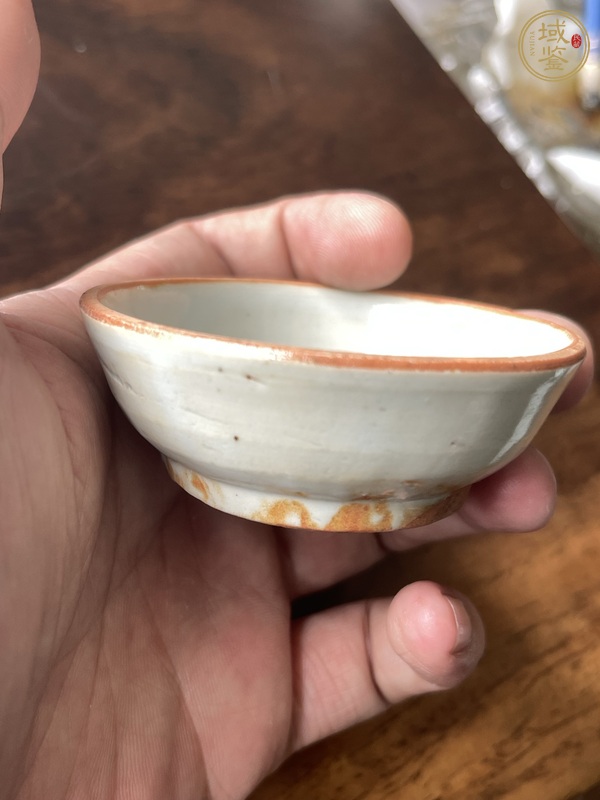 古玩陶瓷杯真品鑒賞圖