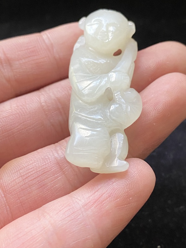 古玩玉器創(chuàng)匯期和田白玉雕“如意童子”拍賣，當(dāng)前價(jià)格4200元