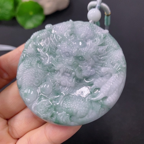 古玩玉器天然翡翠龍牌(帶翡翠鑒定證書)拍賣,當前價格980元