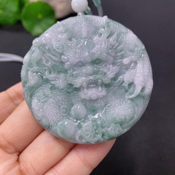 古玩玉器天然翡翠龍牌(帶翡翠鑒定證書)拍賣,當前價格980元