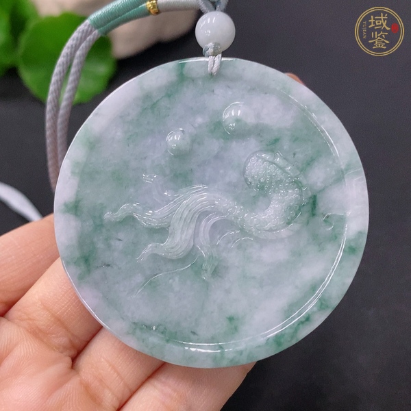 古玩玉器天然翡翠龍紋牌真品鑒賞圖