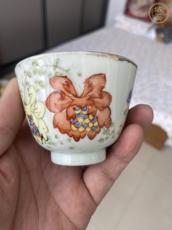 古玩民國粉彩花卉杯真品鑒賞圖