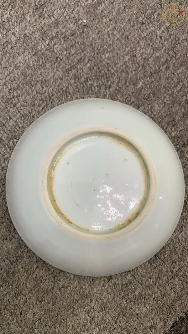 古玩陶瓷五彩山水花卉紋臥盤真品鑒賞圖