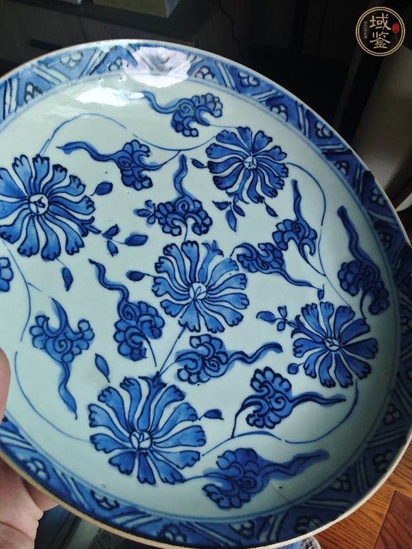 古玩陶瓷青花盤真品鑒賞圖