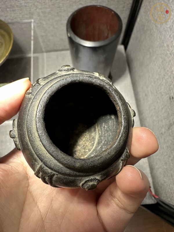古玩銅器爐子真品鑒賞圖