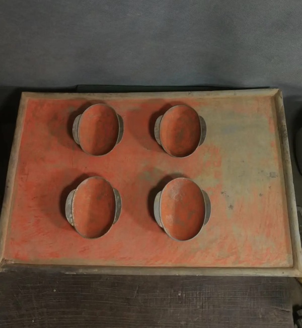 古玩轉(zhuǎn)賣(mài)漢代羽觴組合拍賣(mài)，當(dāng)前價(jià)格1980元