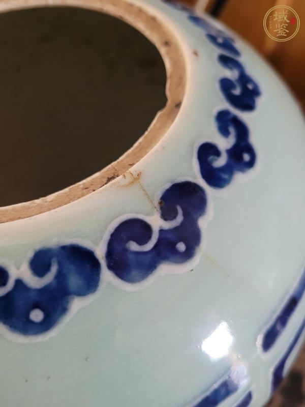 古玩陶瓷豆青釉青花吉語紋蓋罐真品鑒賞圖