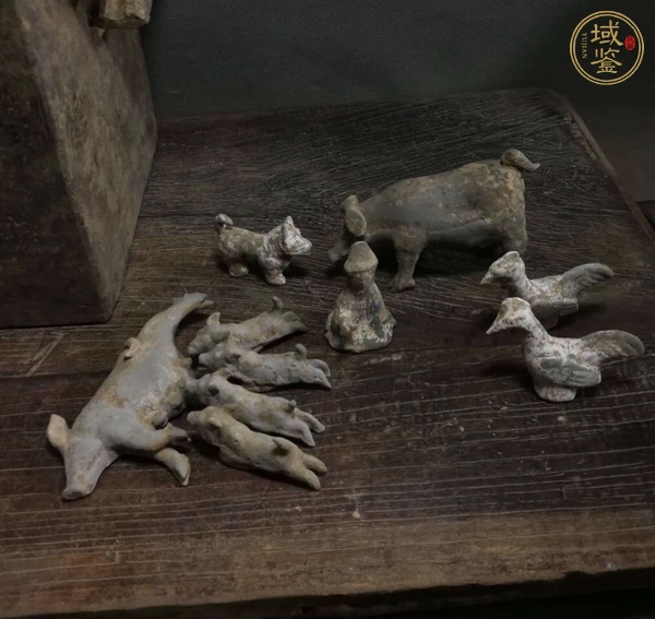 古玩陶瓷漢早期四方形豬圈真品鑒賞圖