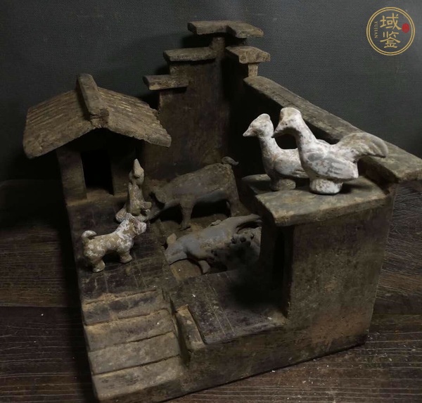 古玩陶瓷漢早期四方形豬圈真品鑒賞圖