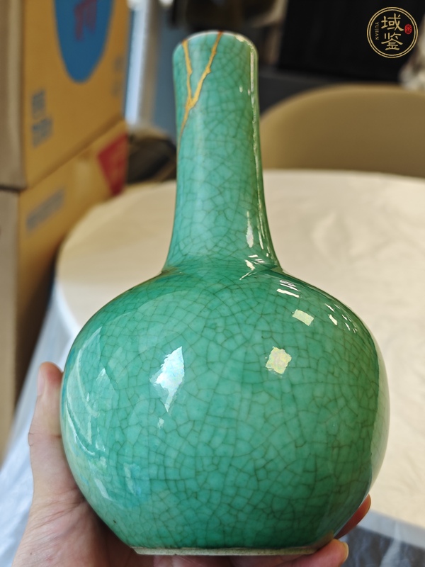 古玩陶瓷綠哥釉天球瓶真品鑒賞圖