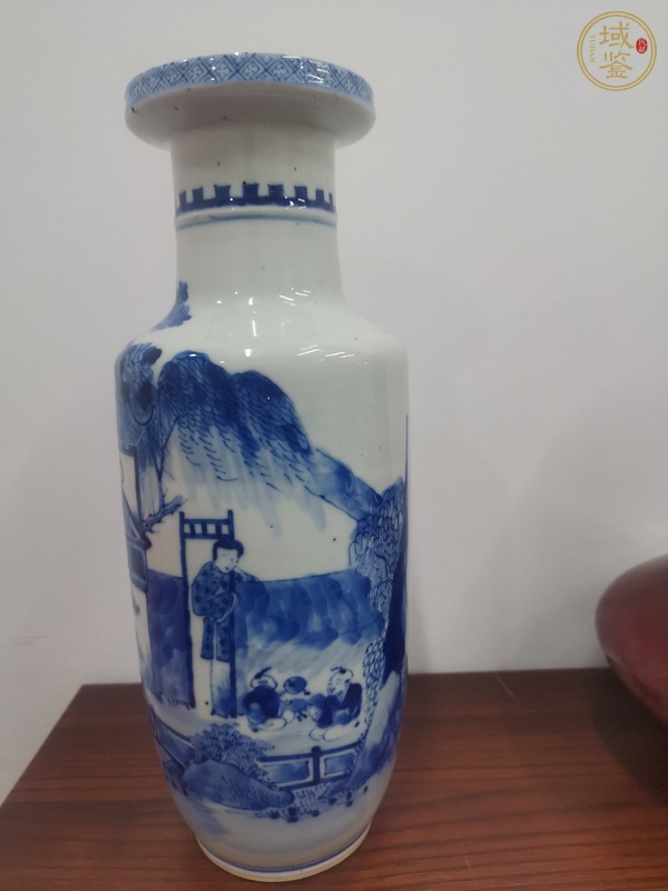 古玩陶瓷青花人物故事紋棒槌瓶真品鑒賞圖