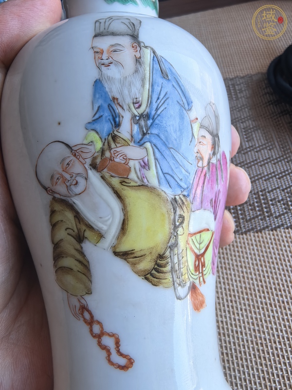 古玩陶瓷粉彩瓶真品鑒賞圖
