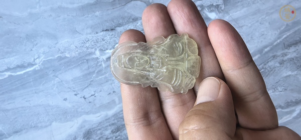 古玩陶瓷岫玉觀音真品鑒賞圖
