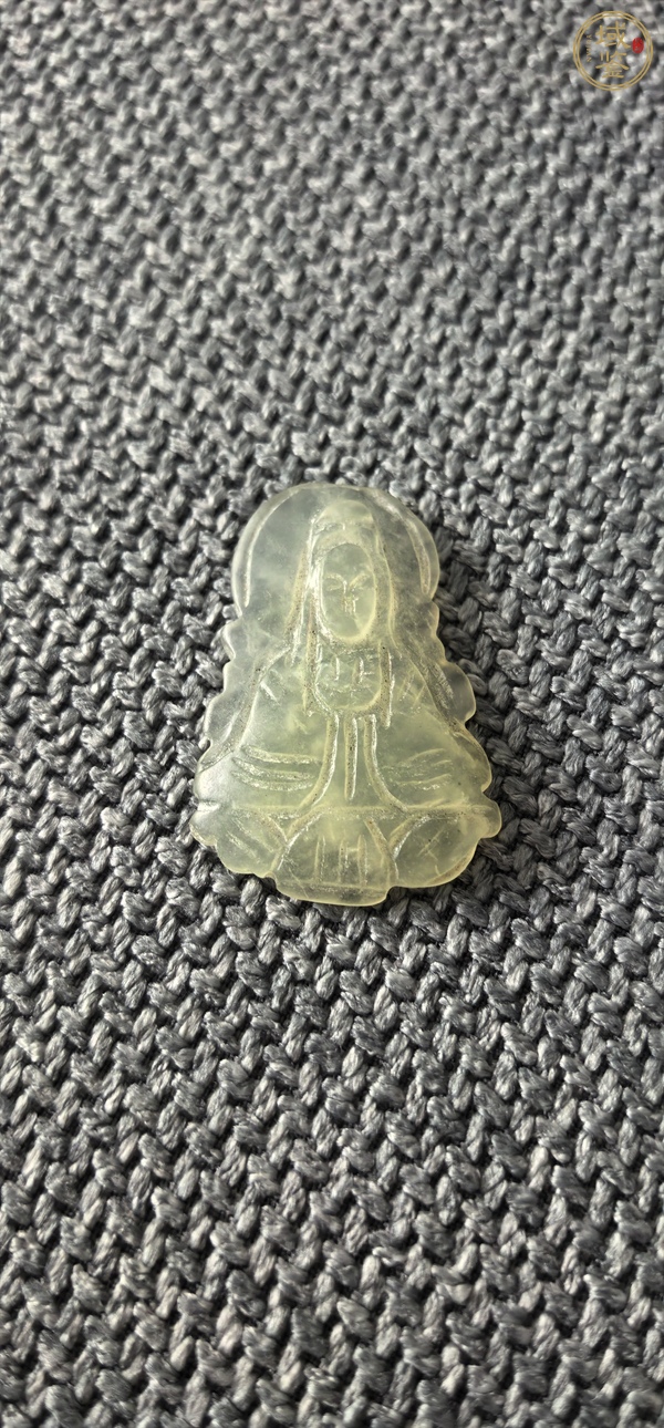 古玩陶瓷岫玉觀音真品鑒賞圖