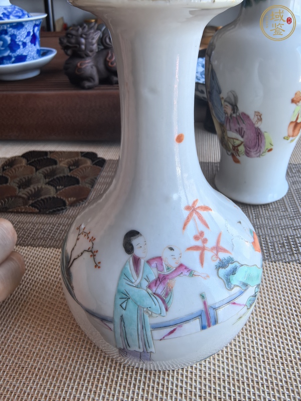 古玩陶瓷粉彩瓶真品鑒賞圖