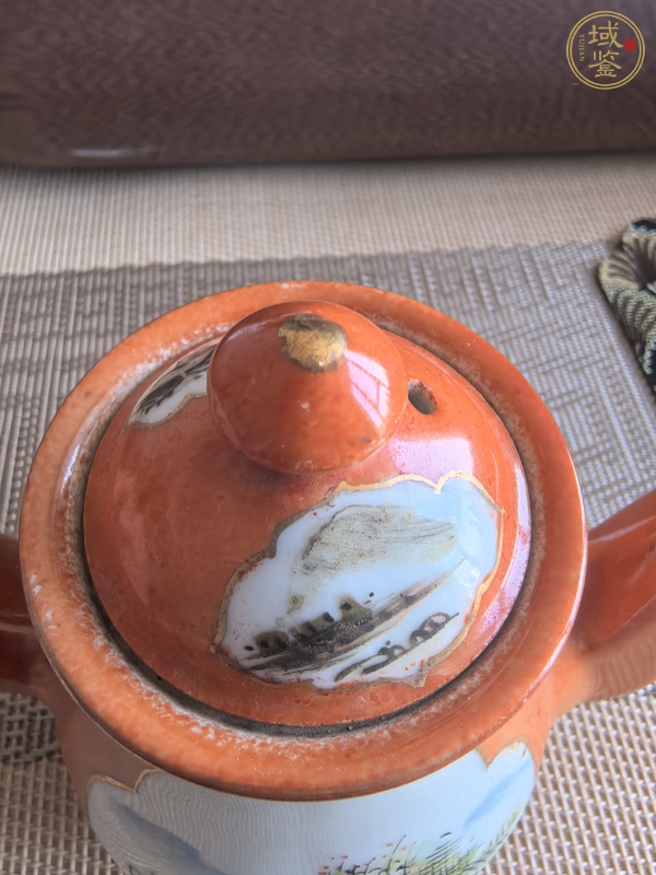 古玩陶瓷民國(guó)珊瑚地開(kāi)光粉彩壺真品鑒賞圖