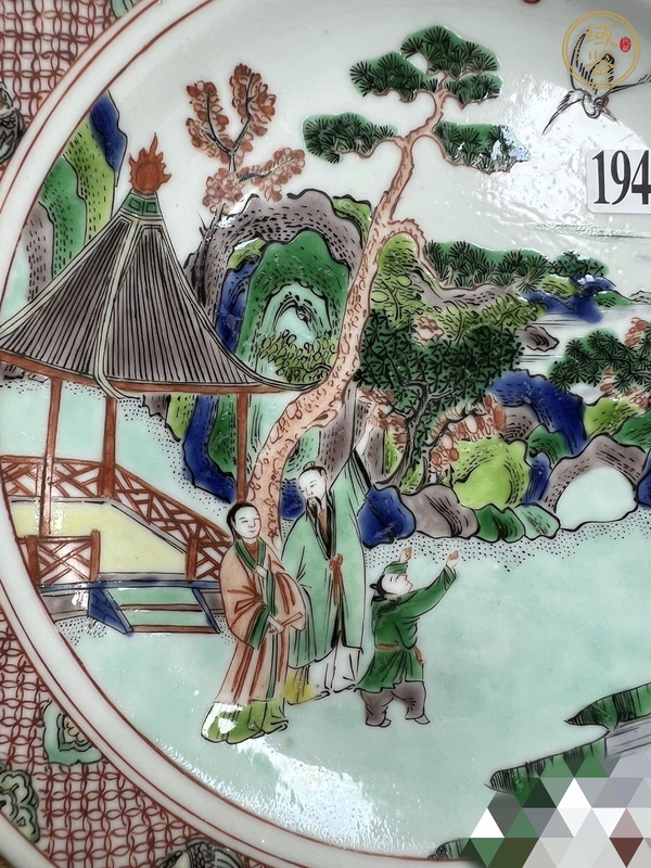 古玩陶瓷五彩人物故事紋折沿盤真品鑒賞圖