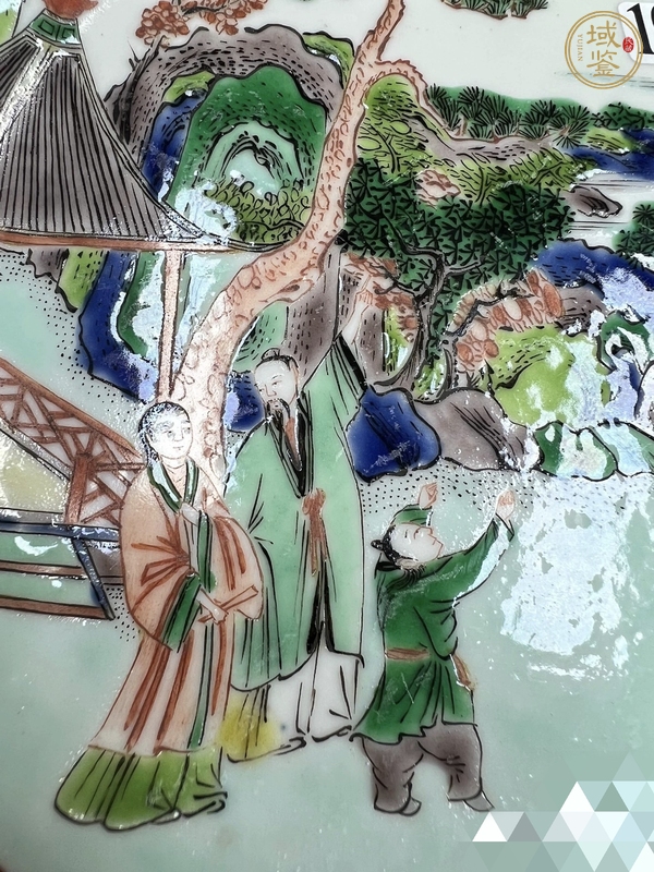 古玩陶瓷五彩人物故事紋折沿盤真品鑒賞圖