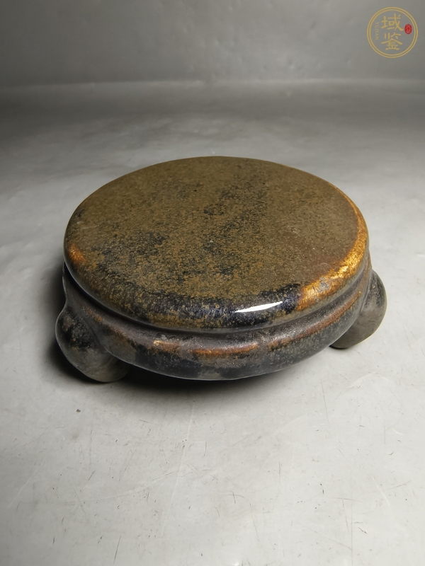 古玩陶瓷茶葉末釉三足硯真品鑒賞圖