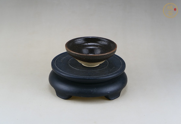 古玩陶瓷吉州窯黑釉茶盞真品鑒賞圖