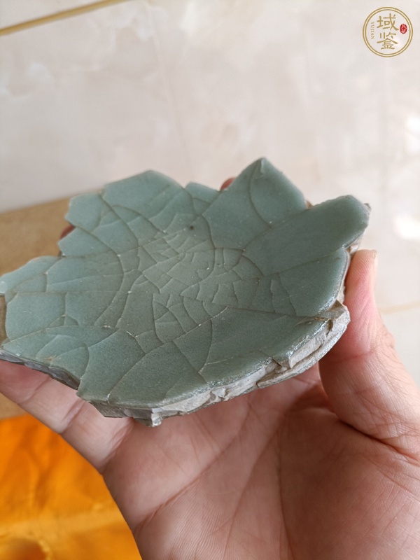 古玩陶瓷龍泉官標本真品鑒賞圖