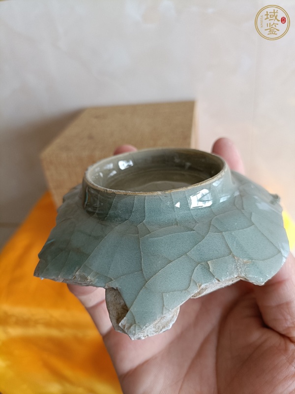 古玩陶瓷龍泉官標本真品鑒賞圖