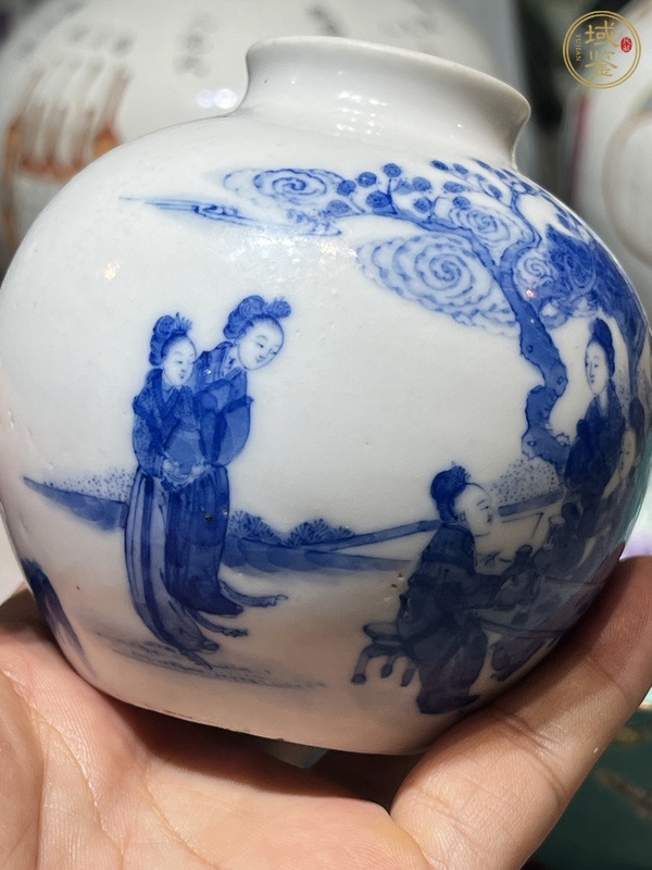 古玩陶瓷人物紋青花罐真品鑒賞圖