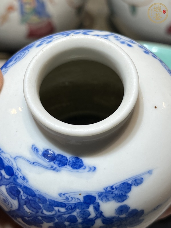 古玩陶瓷人物紋青花罐真品鑒賞圖