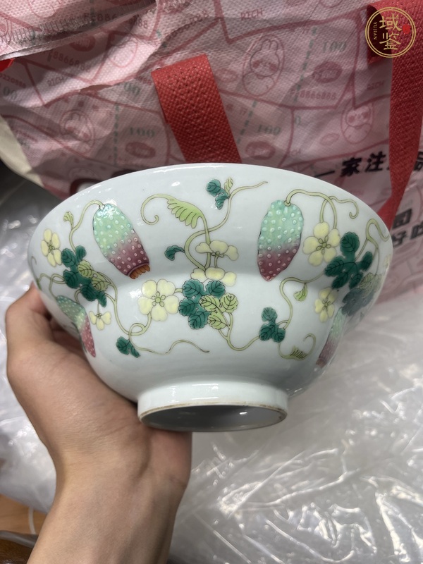 古玩陶瓷粉彩癩瓜碗真品鑒賞圖