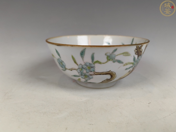 古玩陶瓷粉彩過墻花卉紋茶碗拍賣，當前價格4300元
