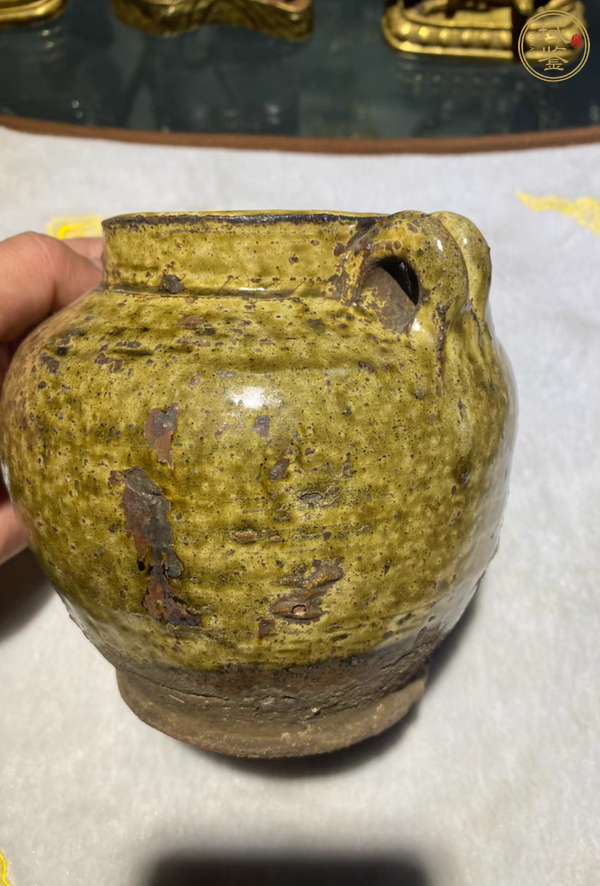 古玩陶瓷黃釉罐真品鑒賞圖
