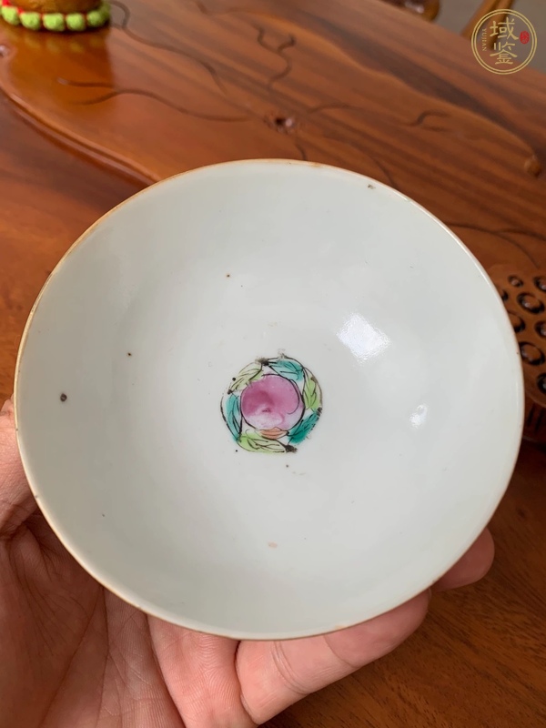 古玩陶瓷飛黃騰達(dá)粉彩茶圓真品鑒賞圖