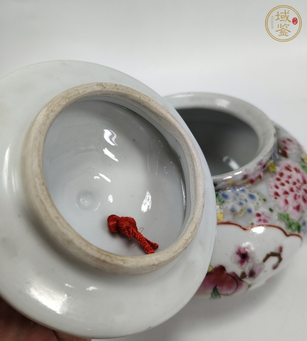 古玩陶瓷粉彩描金人物故事紋茶壺真品鑒賞圖